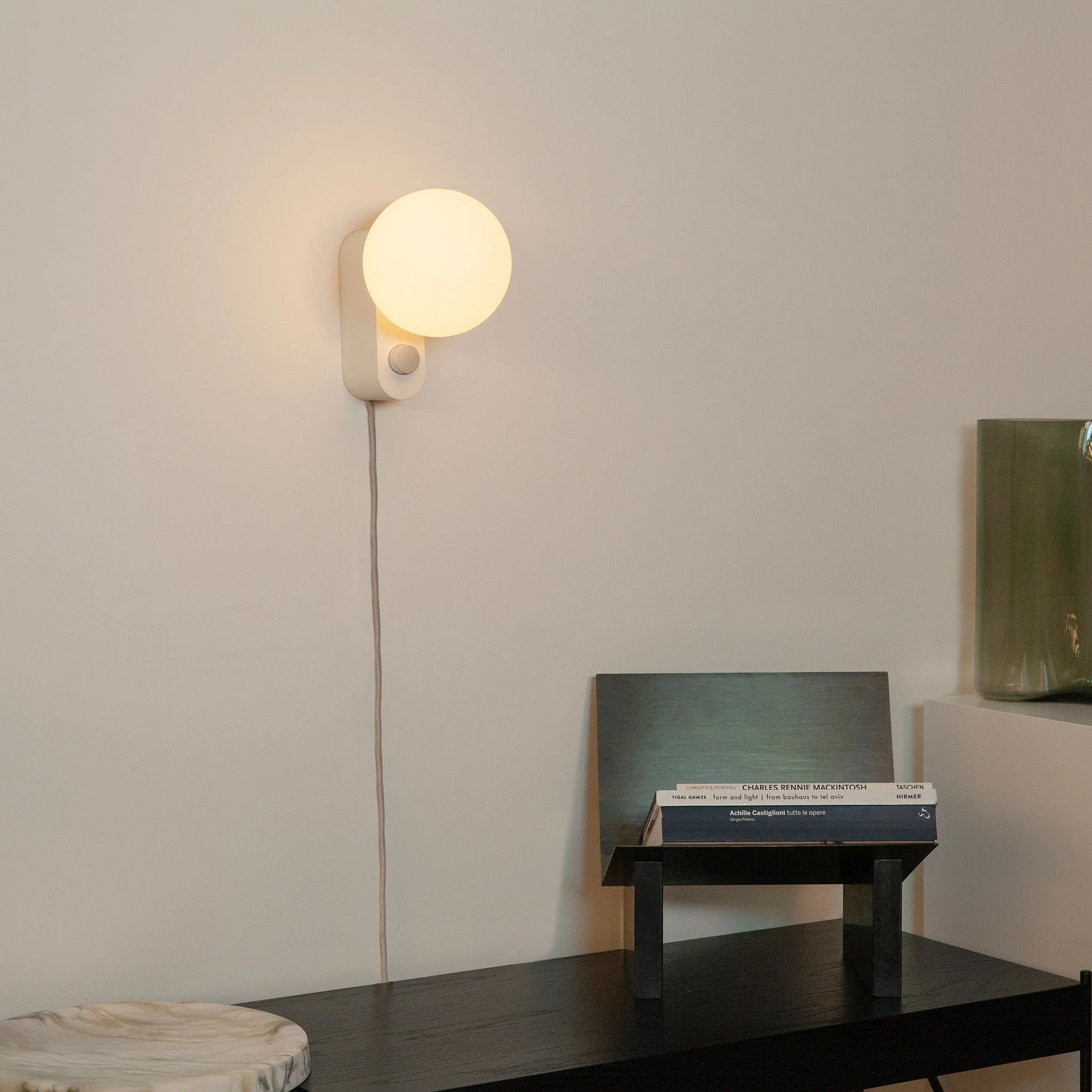 Alumina Multi-Use Lamp in Chalk - Image 4