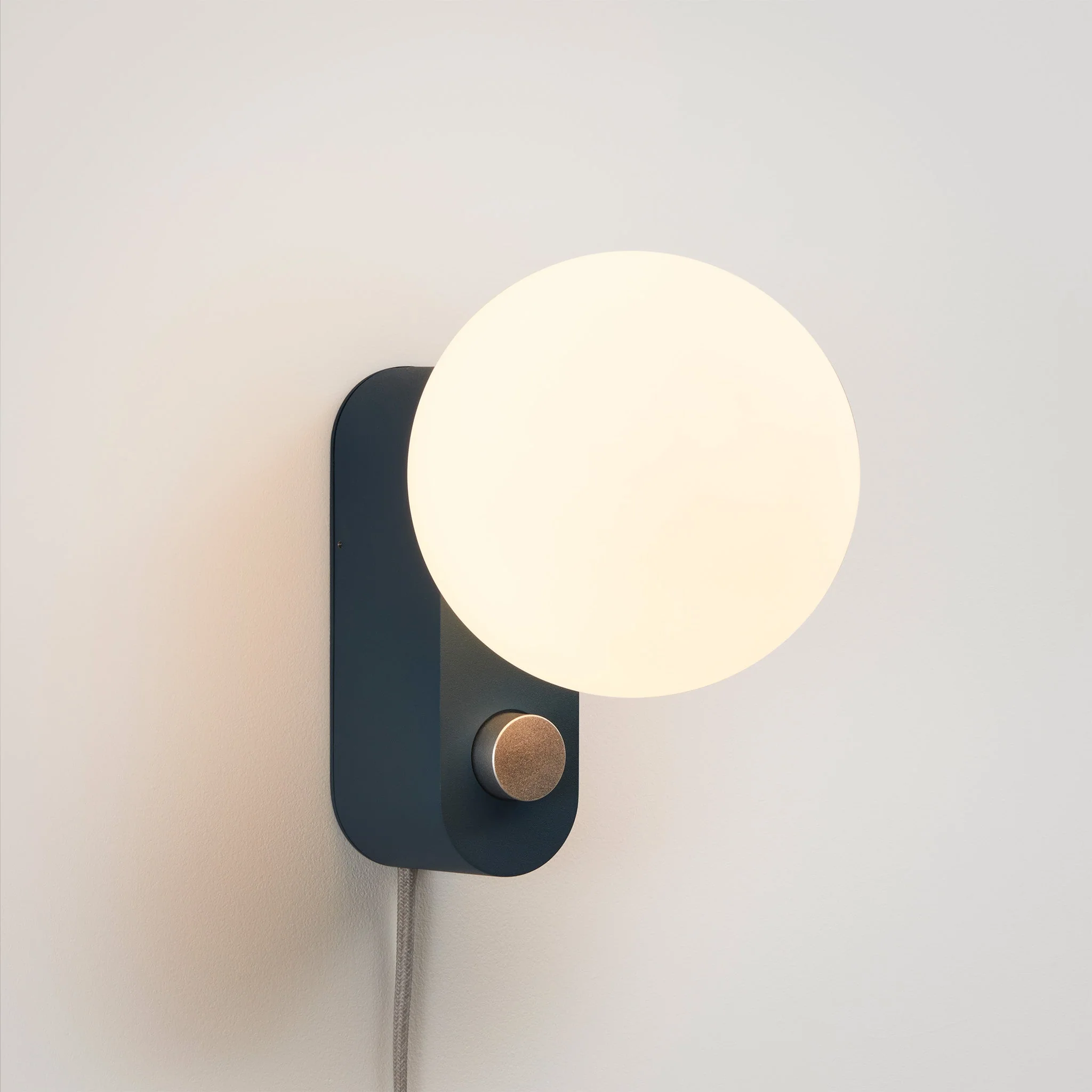 Alumina Multi-Use Lamp in Sapphire - Image 6