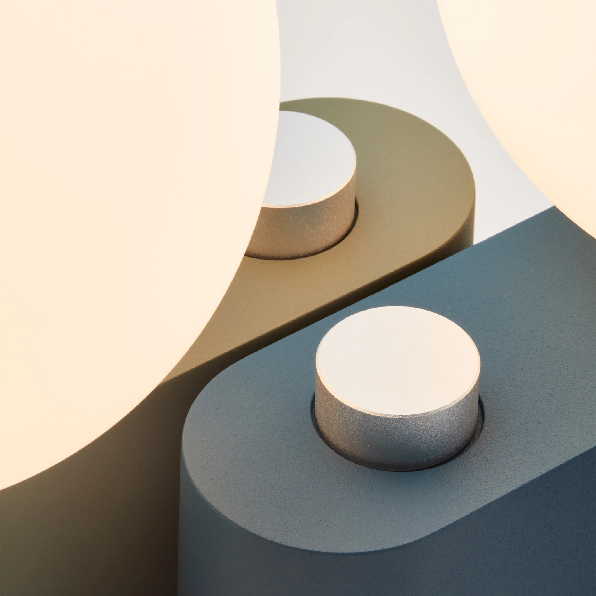 Alumina Multi-Use Lamp in Sapphire - Image 8