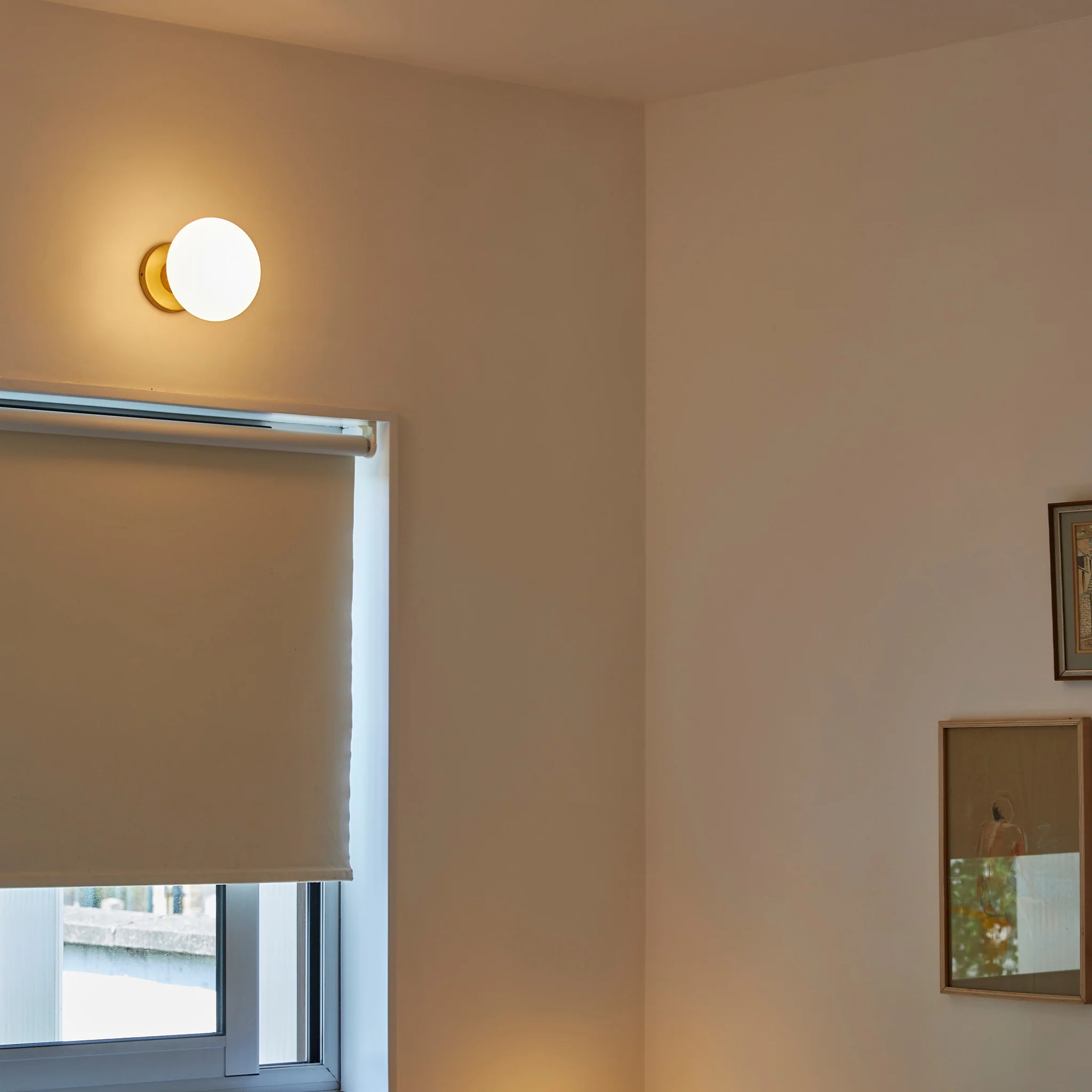 Lochan Wall Light in Brass + Oval - Image 4