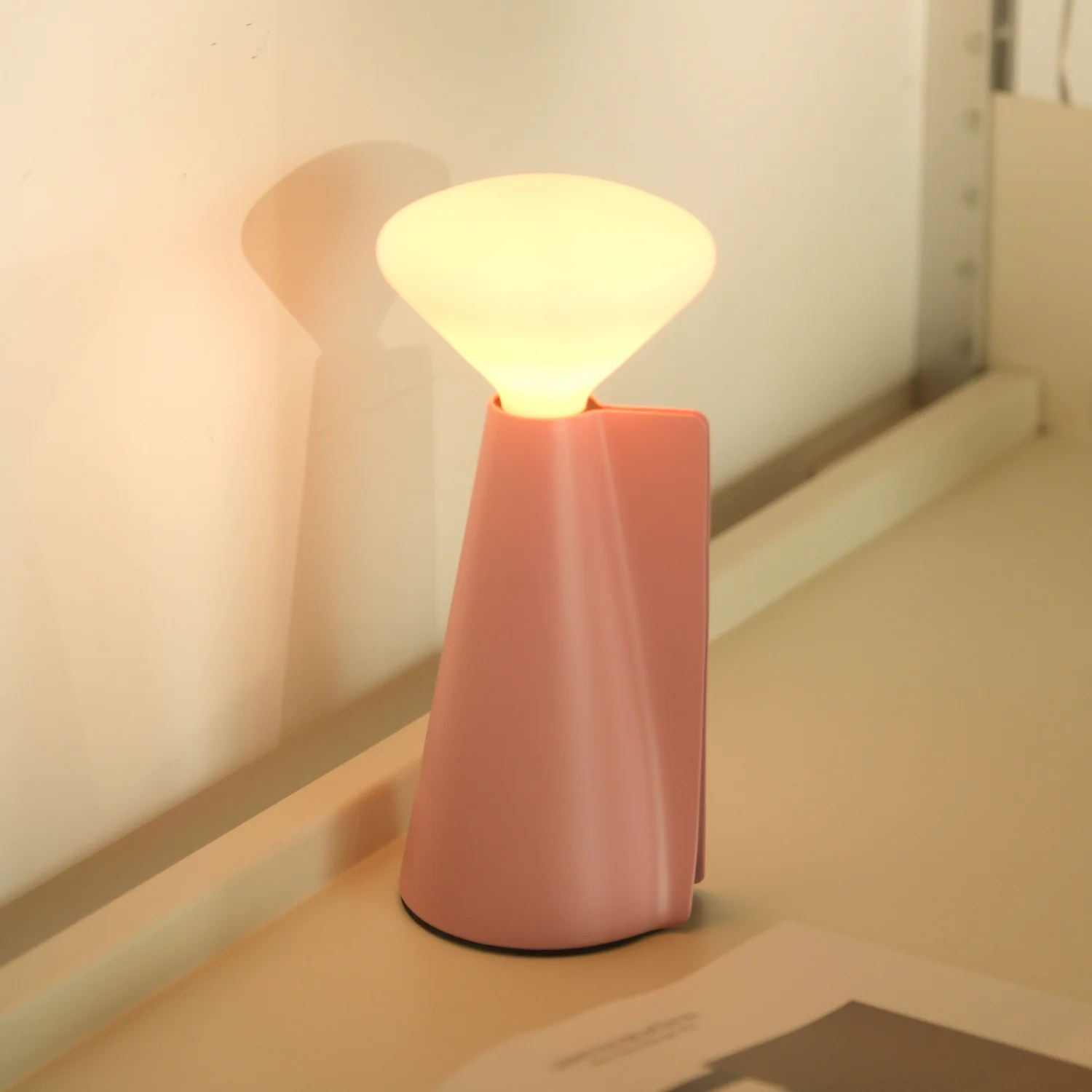 Mantle Portable Lamp in Peony Pink - Image 3