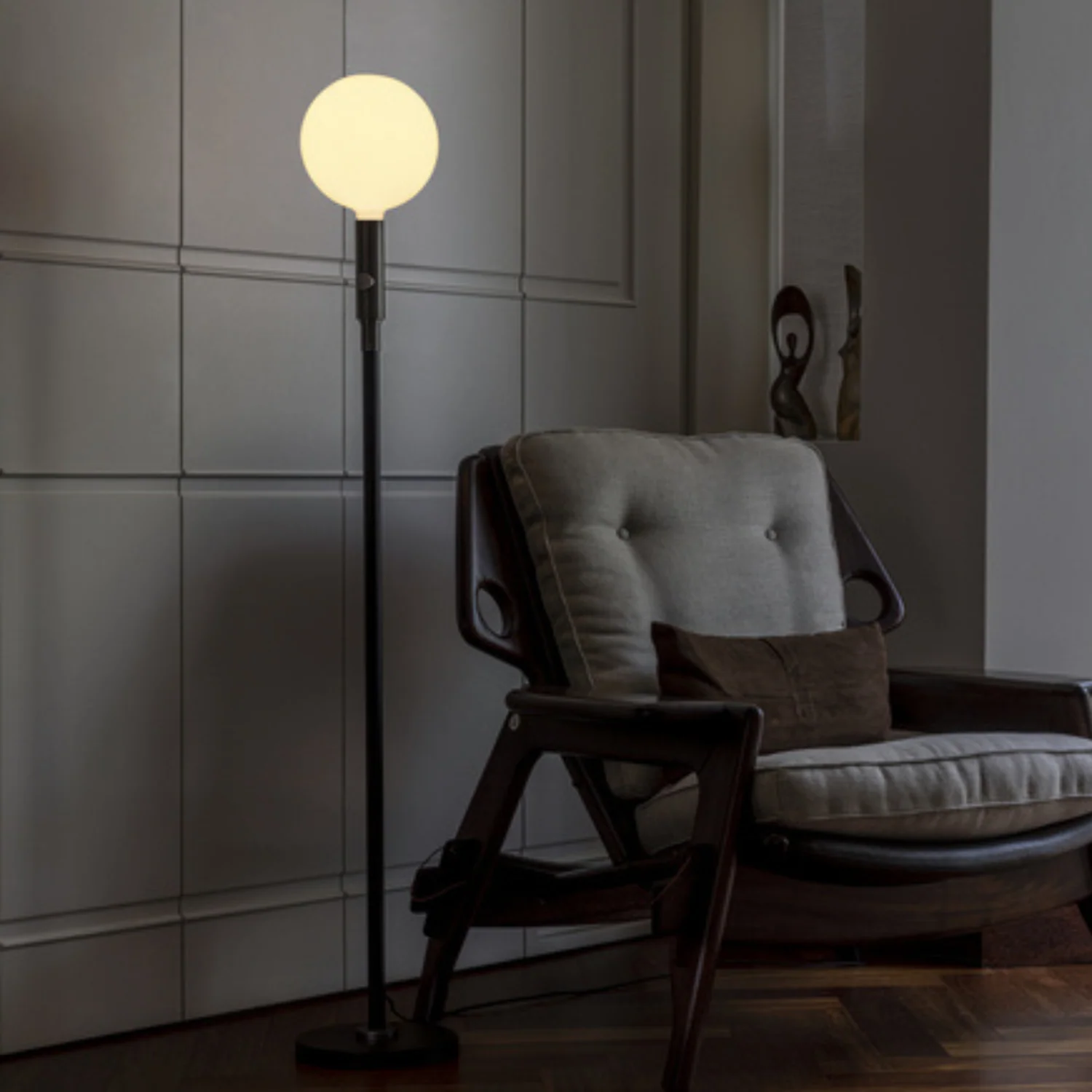 Poise Adjustable Floor Lamp in Graphite - Image 4