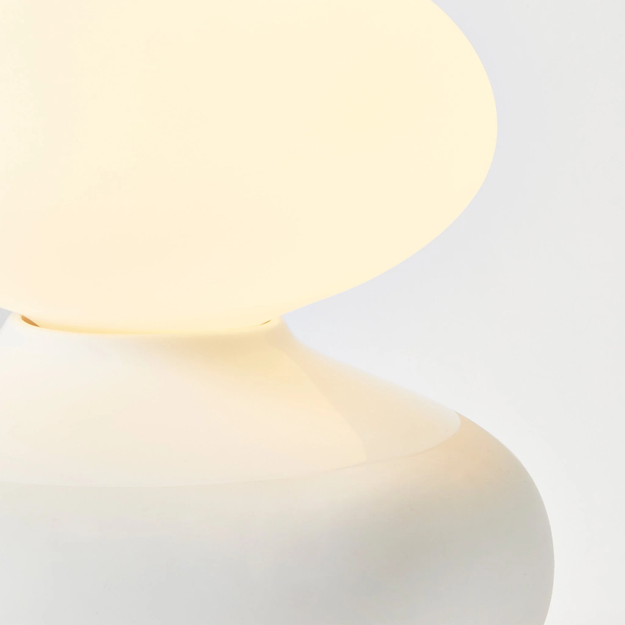 Reflection Oval Table Lamp - Image 7