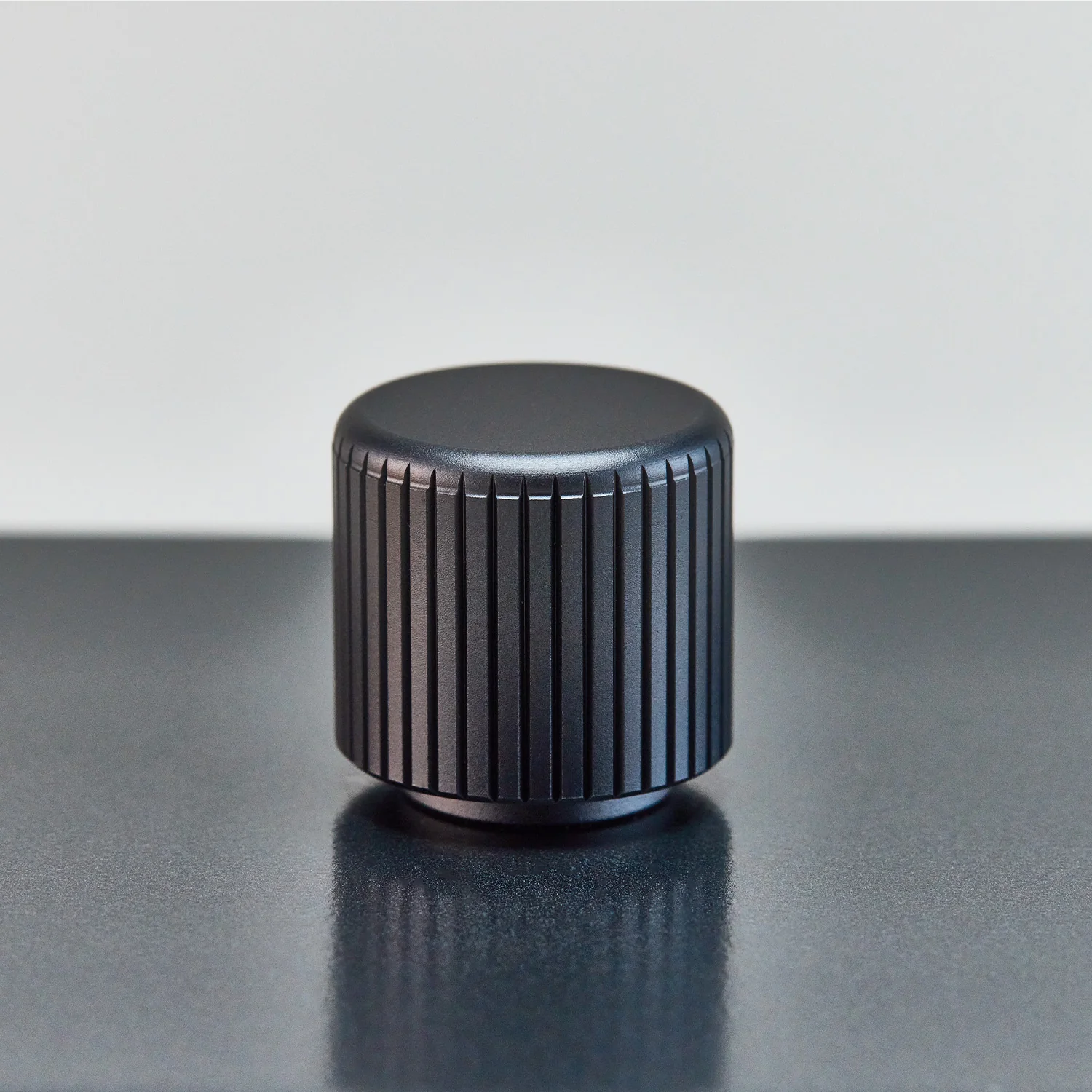 Single Rotary Wall Dimmer in Graphite - Image 3