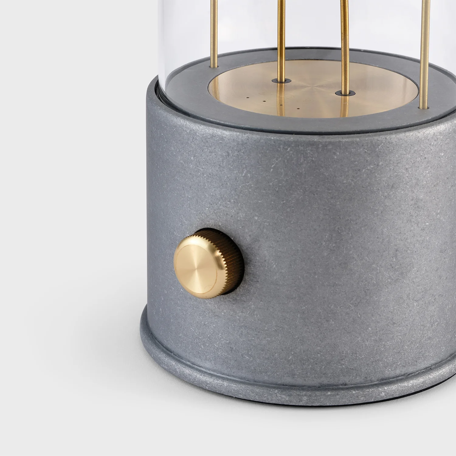 The Rugged Muse 1.0 Portable Lamp in Raw Aluminium - Image 7