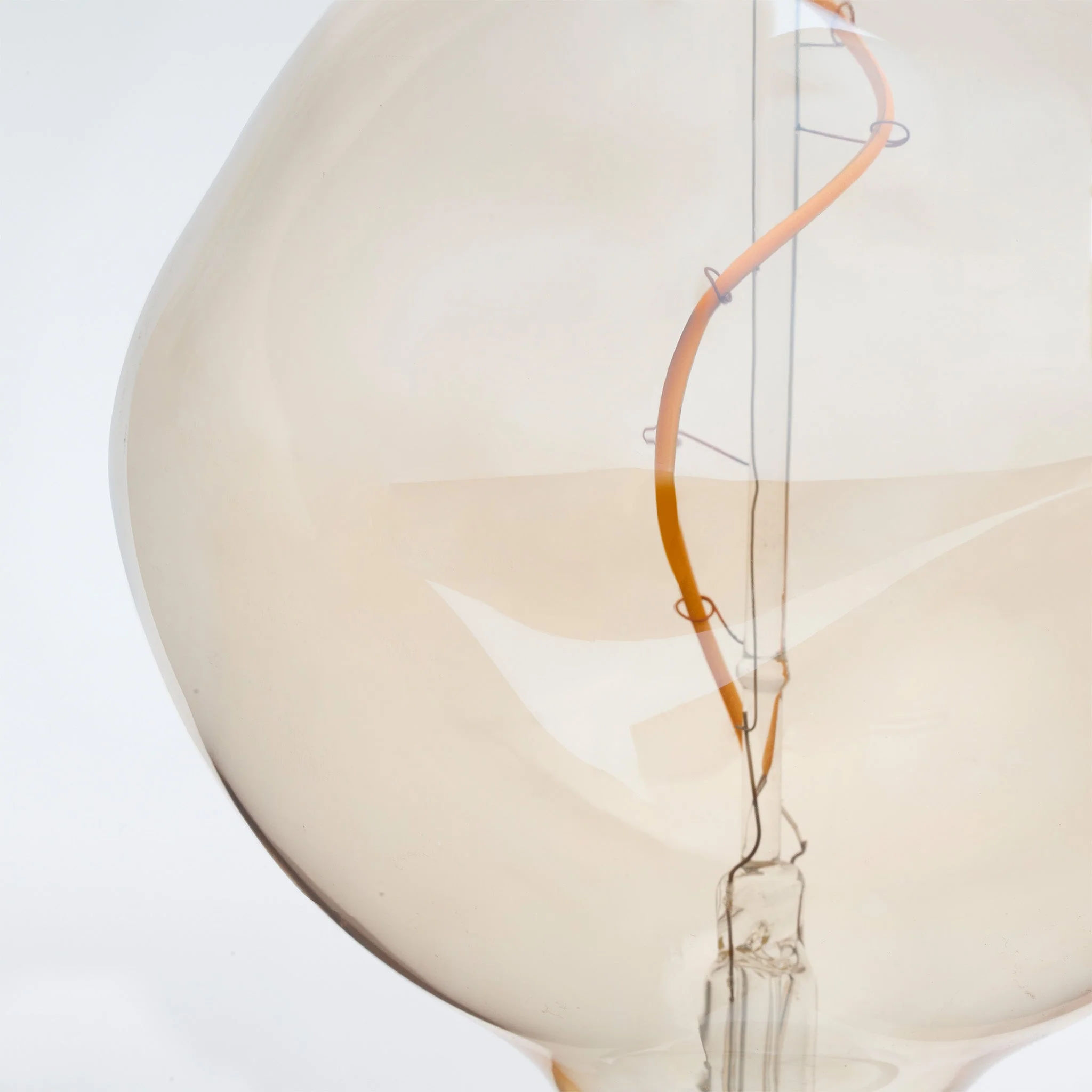 Voronoi I E27 LED Bulb - Image 6