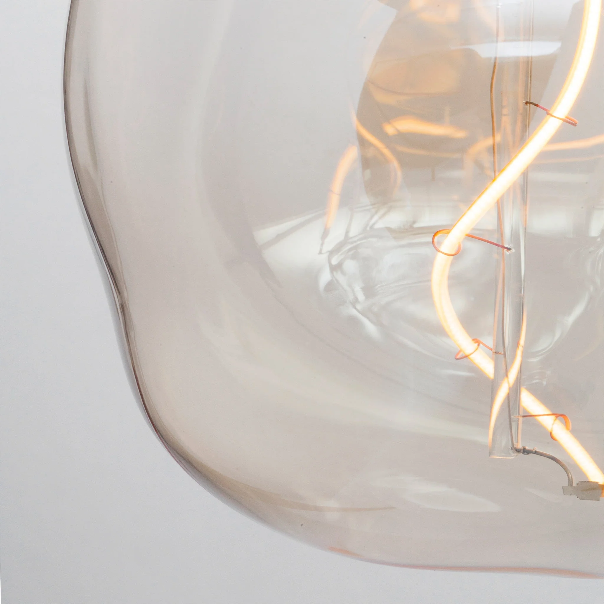 Voronoi I E27 LED Bulb - Image 7