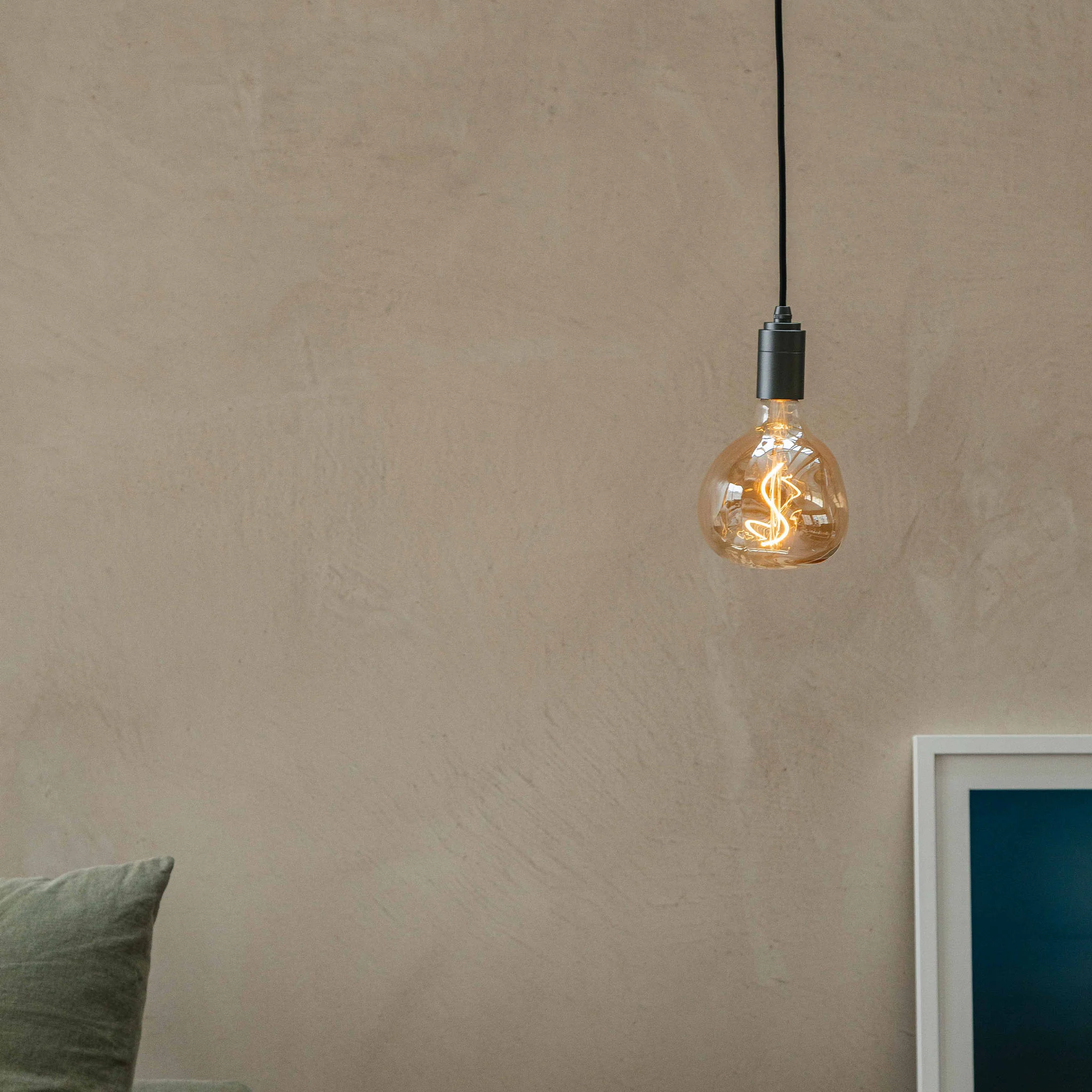 Voronoi I Plug-In Pendant in Graphite - Image 2